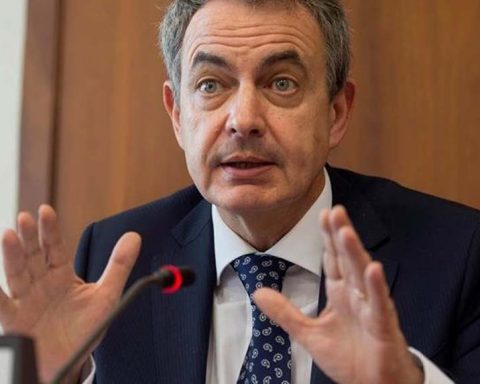 Zapatero calls for strengthening dialogue in Venezuela