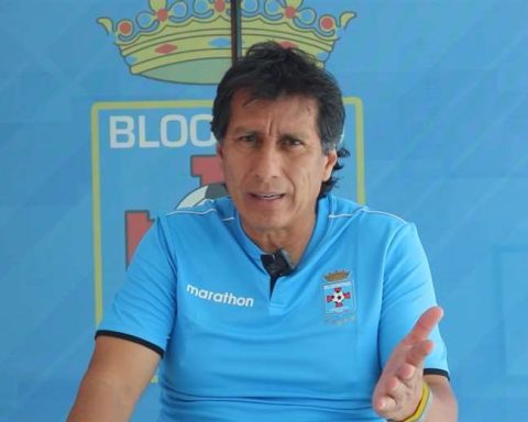 Álvaro Peña after the draw against Aurora: “I feel proud of my players”