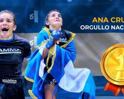 Ana Cruz, the jinotepina who won a gold medal in the World Mixed Martial Arts