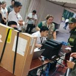 At 8% of the official count, the TSE highlights the number of valid votes with 65%, compared to 33% of blank and null votes