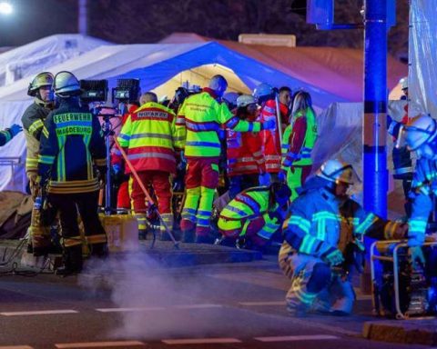 At least two dead and dozens injured after an accident at a Christmas market in Germany