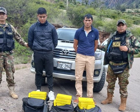 Ayacucho: Dirandro police officers arrive with 31 packages of drugs