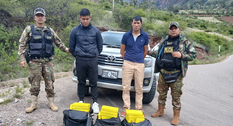 Ayacucho: Dirandro police officers arrive with 31 packages of drugs