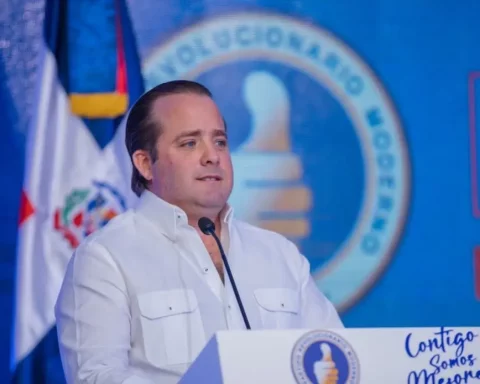 Paliza propondrá prohíban proyectos presidenciales a destiempo en PRM