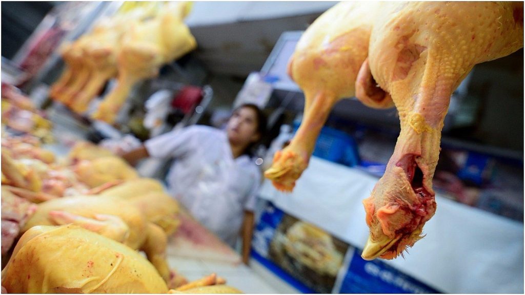 Chicken price drops to S/7.10 a few days before the end of the year