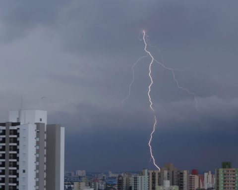 Civil Defense warns of areas with waterlogged soil in São Paulo