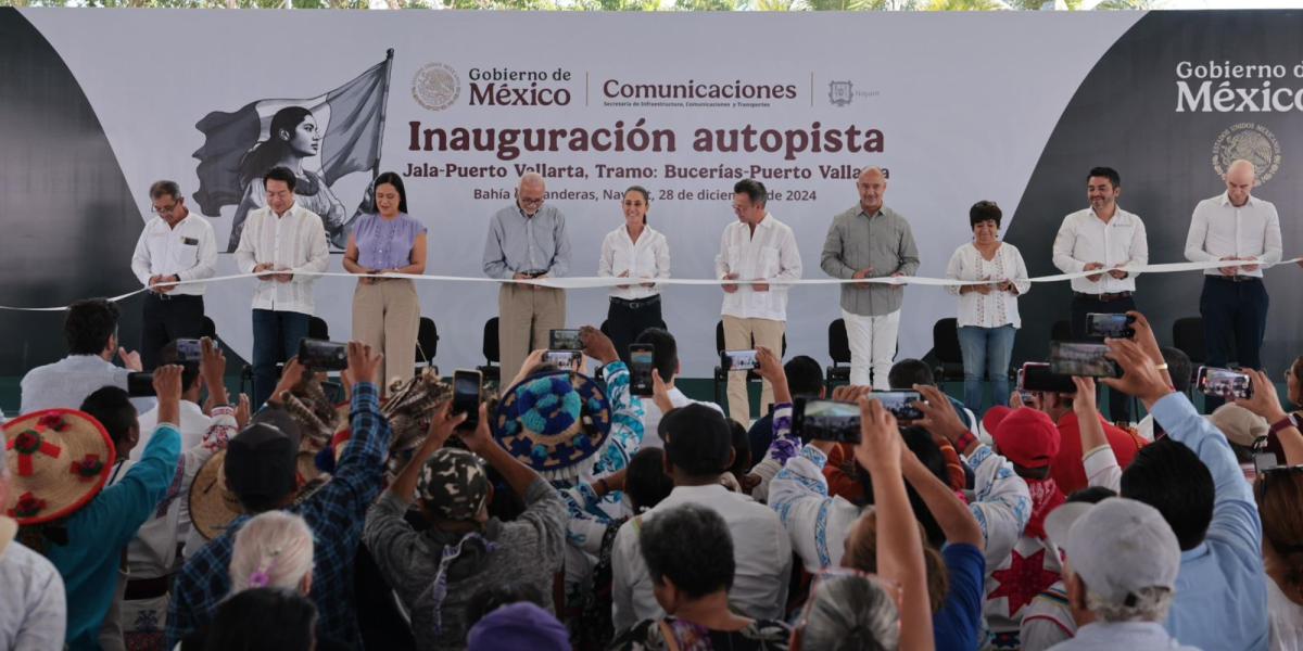 Claudia Sheinbaum and Miguel Ángel Navarro inaugurate the Bucerías-Puerto Vallarta section of the Jala-Vallarta Highway