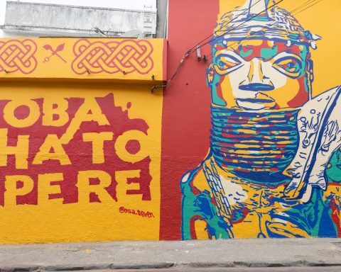 Community in the center of Rio hosts urban art festival