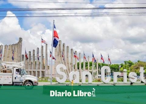 Diplomats born in San Cristóbal