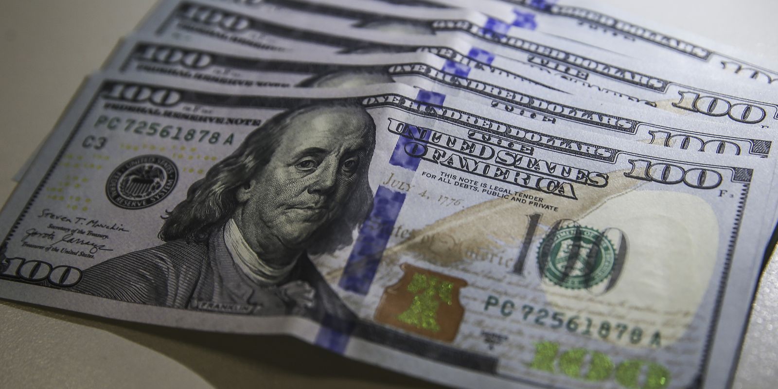 Dollar falls to R$ 6.04 in anticipation of the Copom meeting