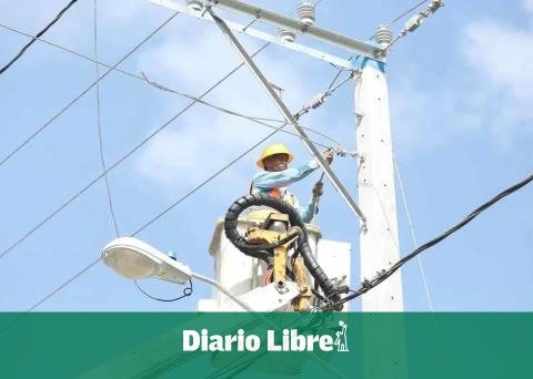 Edenorte dismantles illegal connections in two businesses