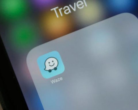 Google Maps incorporates Waze incident reports