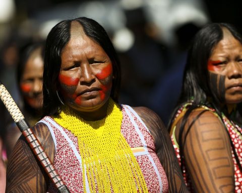 Government must implement six units to serve indigenous women