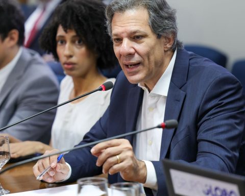 Government would obtain a surplus in 2024 without tax relief, says Haddad