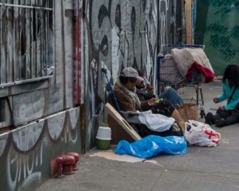 How much poverty reached in Argentina according to the latest UCA study