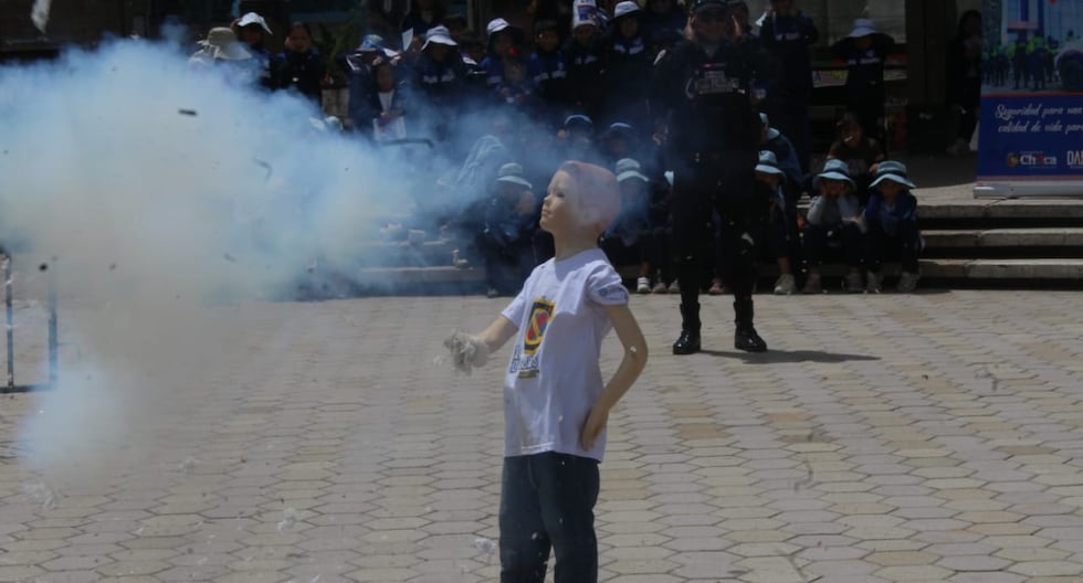 Huancayo: 300 children participated in a demonstration about the danger of fireworks