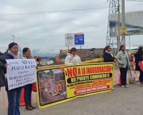 Huancayo: Neighbors of Cajas Chico oppose the inauguration of the bridge due to lack of works