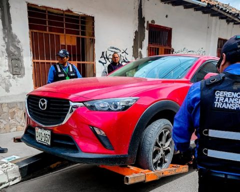 Huancayo: Vehicles were taken to the warehouse for parking in a rigid zone