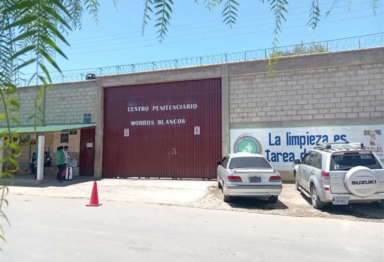 Inmate who was serving three years in prison died after being burned in the Morros Blancos prison