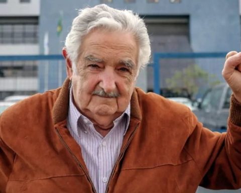 José Mujica apologized to Cristina Kirchner, but gave her advice