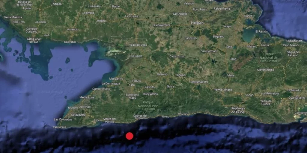 Epicentro del sismo marcado con un punto rojo