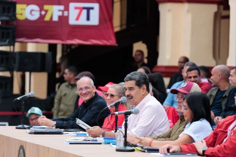 Maduro: The Historical Block can build a new society