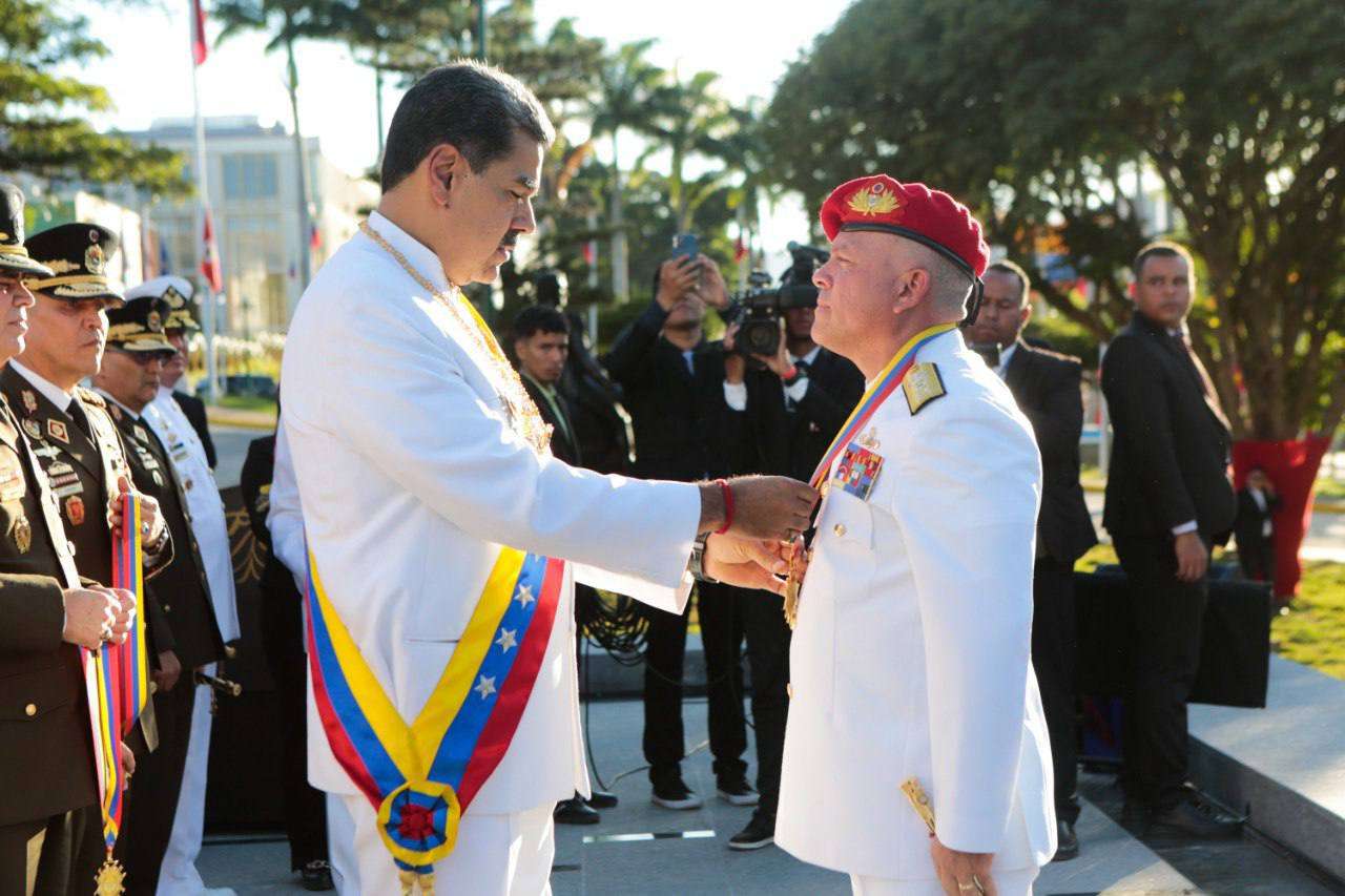 Maduro granted the Bicentennial Victors of Ayacucho order to those sanctioned by the US