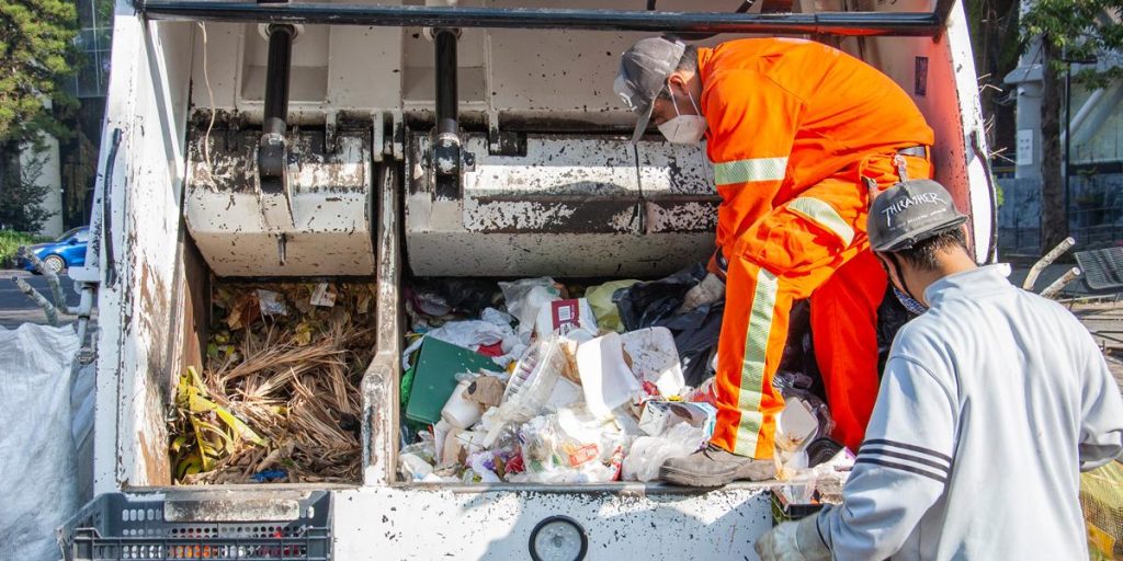 Mexico has not known what to do with garbage and that has costs: Carlos Álvarez Flores