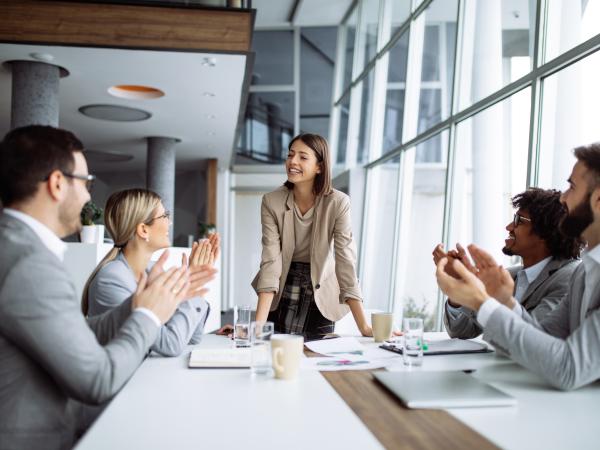 More than 48% of public management positions are held by women