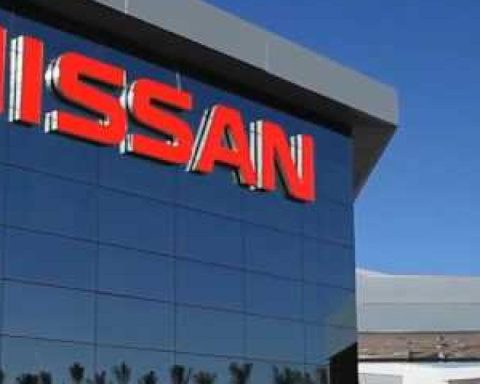 Nissan has its best day on the stock market after possible merger with Honda