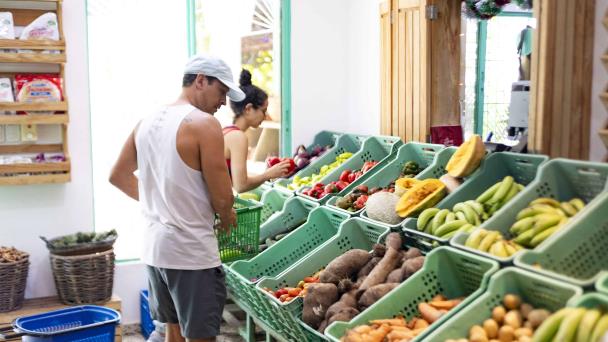 Organic Market, the business that encourages eating natural and healthy