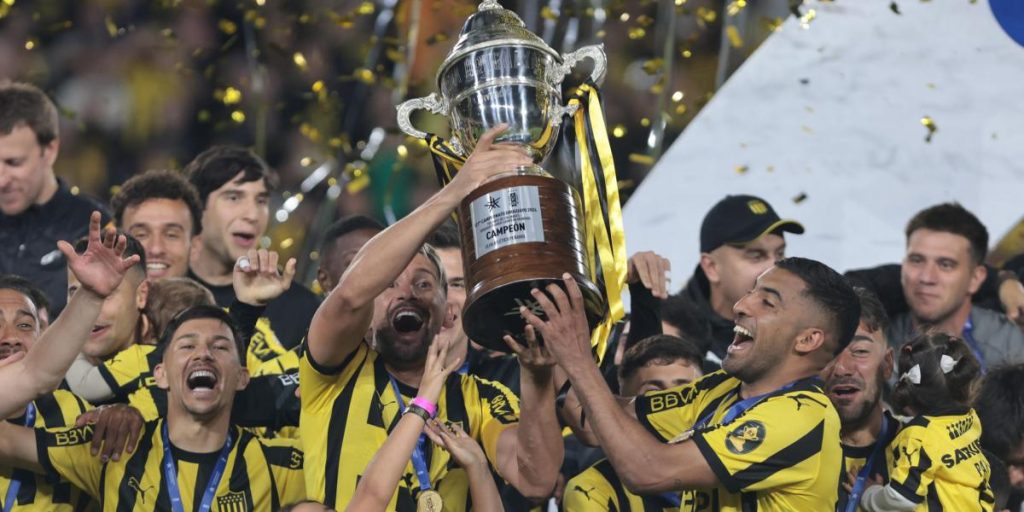 Peñarol, champion of Uruguay