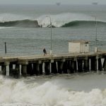 Peru closes 91 ports and recreational beaches due to strong waves on its coast