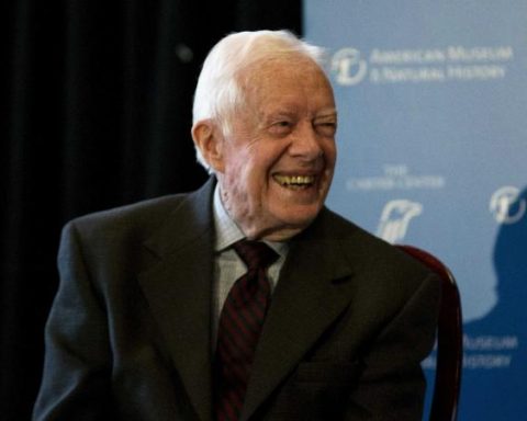 Petro remembers Carter as a 'democrat' who helped 'the elections not be stolen'