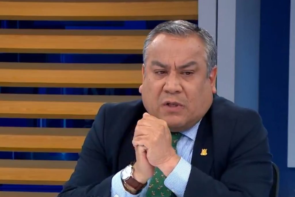 Gustavo Adrianzén admite el error