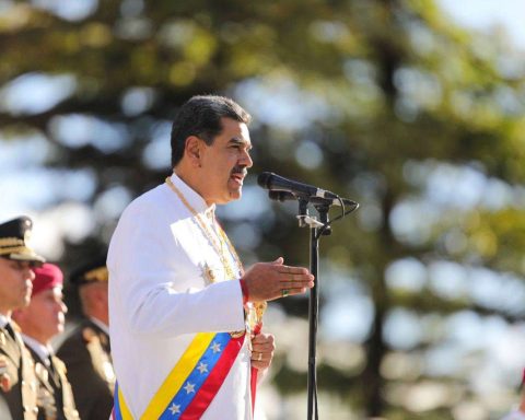 President Maduro: Venezuelan people are more awake and rebellious than ever