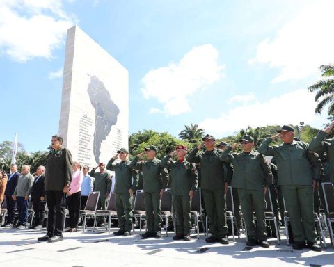 President Maduro: Venezuela's military family is more united than ever