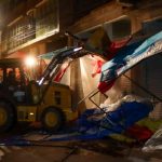 Puno: With heavy machinery they remove tents installed in the streets of Plaza San José