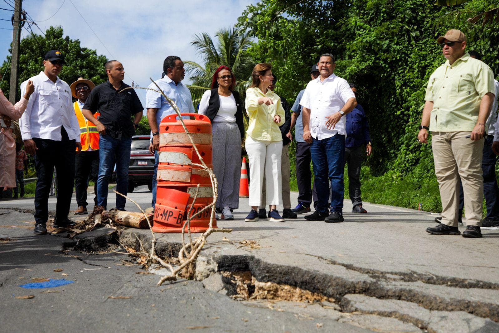 Raquel Peña dispone asistencia rápida paras afectados por lluvias en Samaná