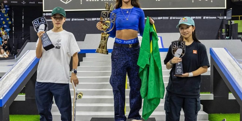 Rayssa Leal wins in the end and becomes three-time world skateboarding street champion