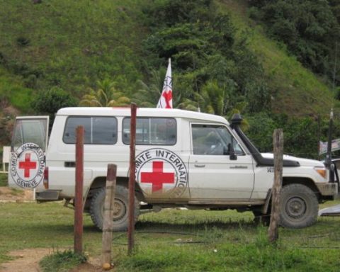 Red Cross facilitates delivery of bodies in Cauca for identification