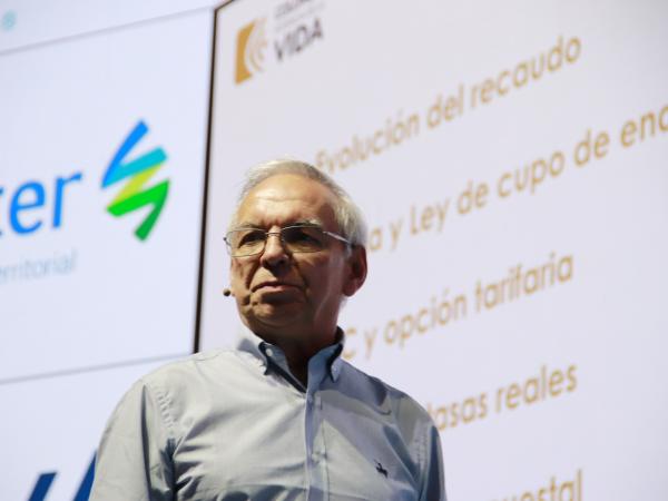 Ricardo Bonilla accepted Petro's request and resigned from the Ministry of Finance