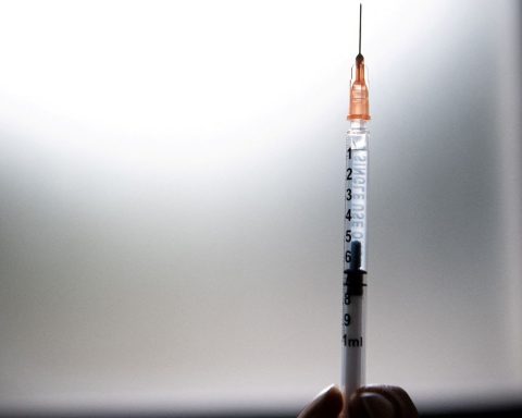 Russia announces cancer vaccine for 2025