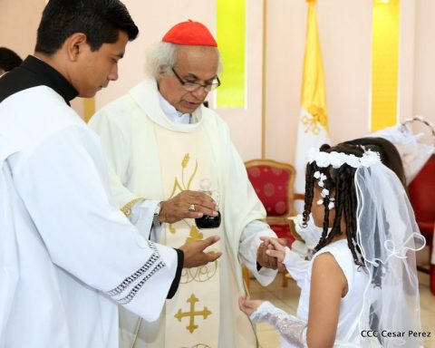 Sandinismo cancels NGO that sponsored minors who give their First Communion