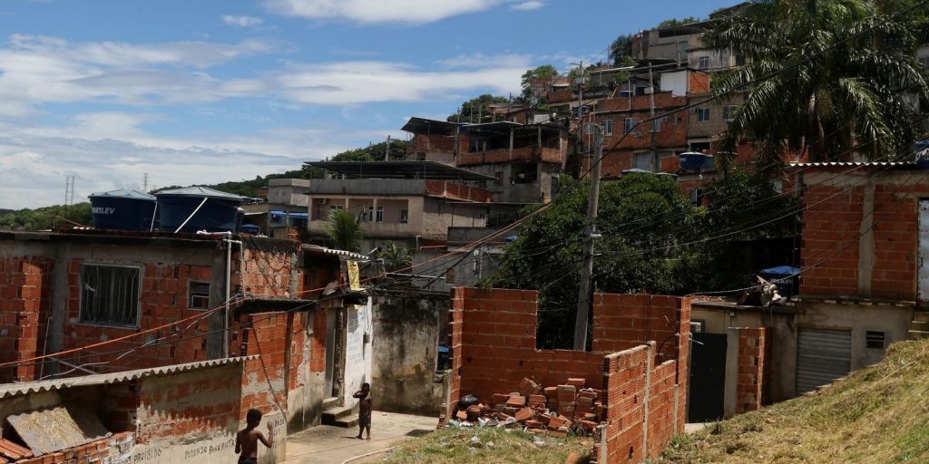 Senate approves resources to regularize favelas and invaded areas