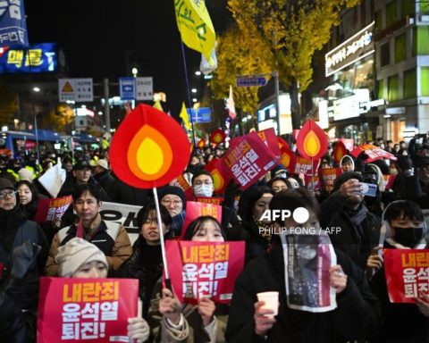 South Korean Defense Minister resigns after failed martial law