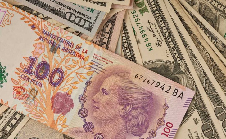 The dollar drops for Argentines and expectations grow for a better season in Uruguay