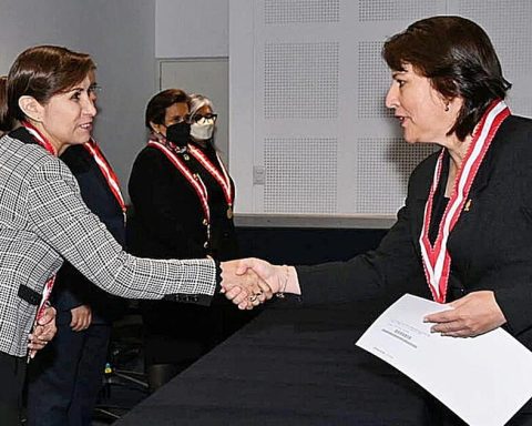 They definitively reject Patricia Benavides' appeal to exclude Delia Espinoza and annul the Eficcop investigation