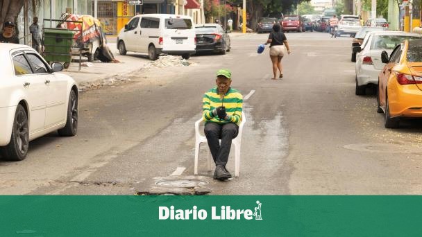 They demand repair of Juan Evangelista Jiménez street