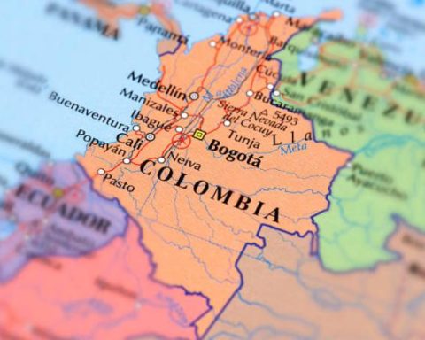 What are municipalities classified for and what relationship does it have with the Nation's finances?